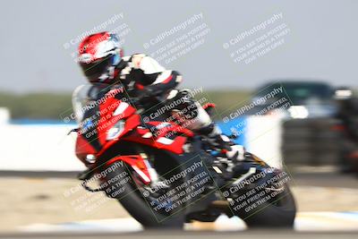 media/Sep-20-2025-TrackDaz (Sat) [[27f0cde673]]/B Group/1220pm (Turn 1)/